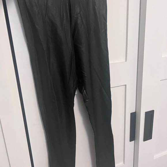 Commando Faux Leather Leggings - Picture 3 of 4